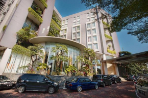 Гостиница Soll Marina Hotel Serpong  Serpong